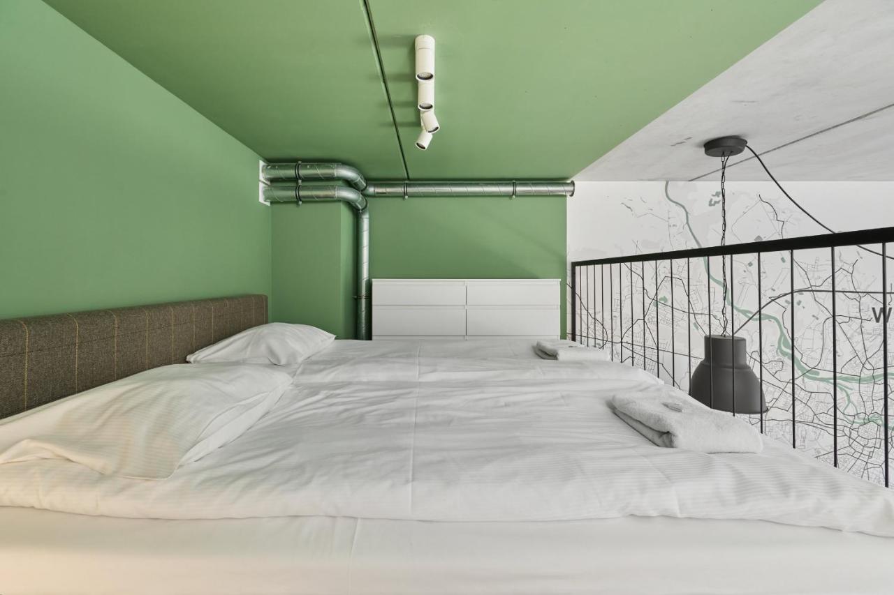 Mezzanine Studio Apartments Zarembowicza Wroclaw Airport By Renters Kültér fotó