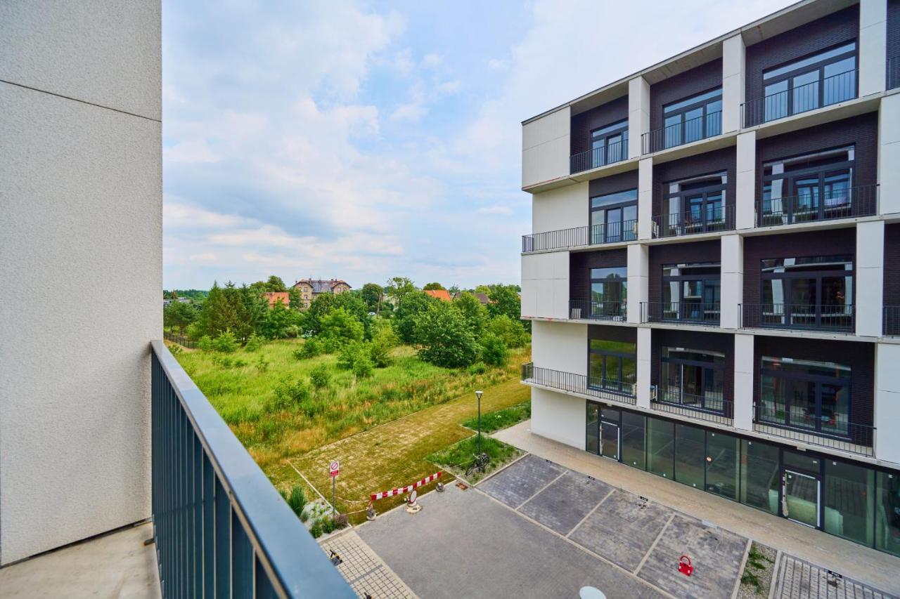 Mezzanine Studio Apartments Zarembowicza Wroclaw Airport By Renters Kültér fotó