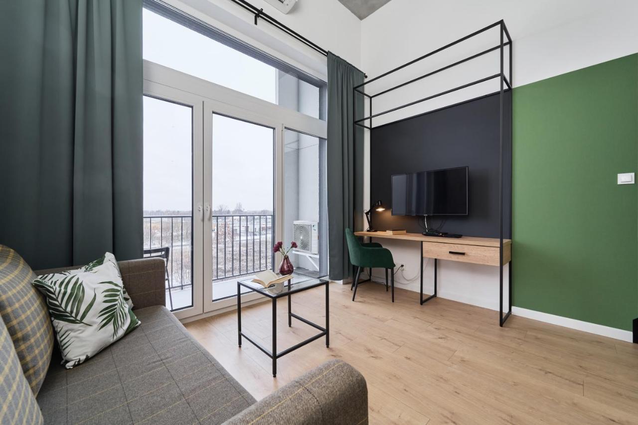 Mezzanine Studio Apartments Zarembowicza Wroclaw Airport By Renters Kültér fotó